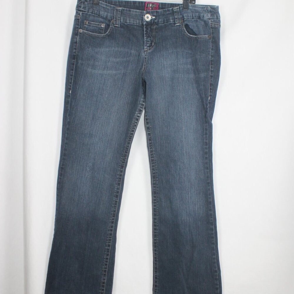 TORRID Denim Jeans Woman Size 16 Dark Blue Boot cut 5 Pocket Design Stretch - Picture 7 of 10